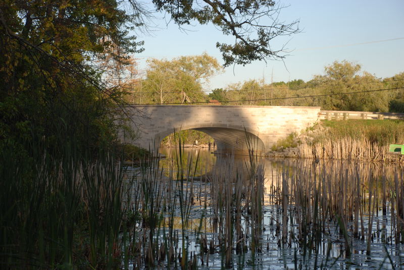 Bloomfield Hills bridge to private homes